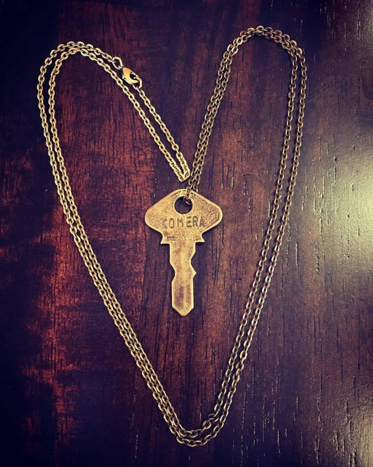 Dylyn Harrison x The Giving Keys #Komera