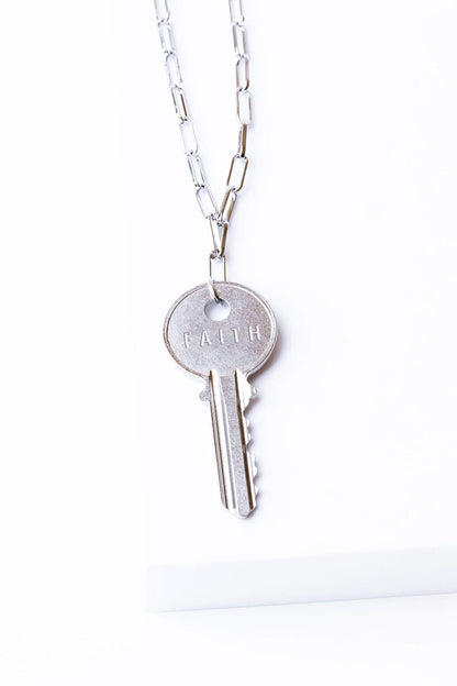 N - Brooklyn Classic Key Necklace Necklaces The Giving Keys 