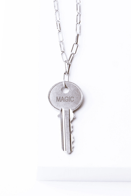 Atticus Vintage Key Brooklyn Chain Necklace The Giving Keys MAGIC Silver 