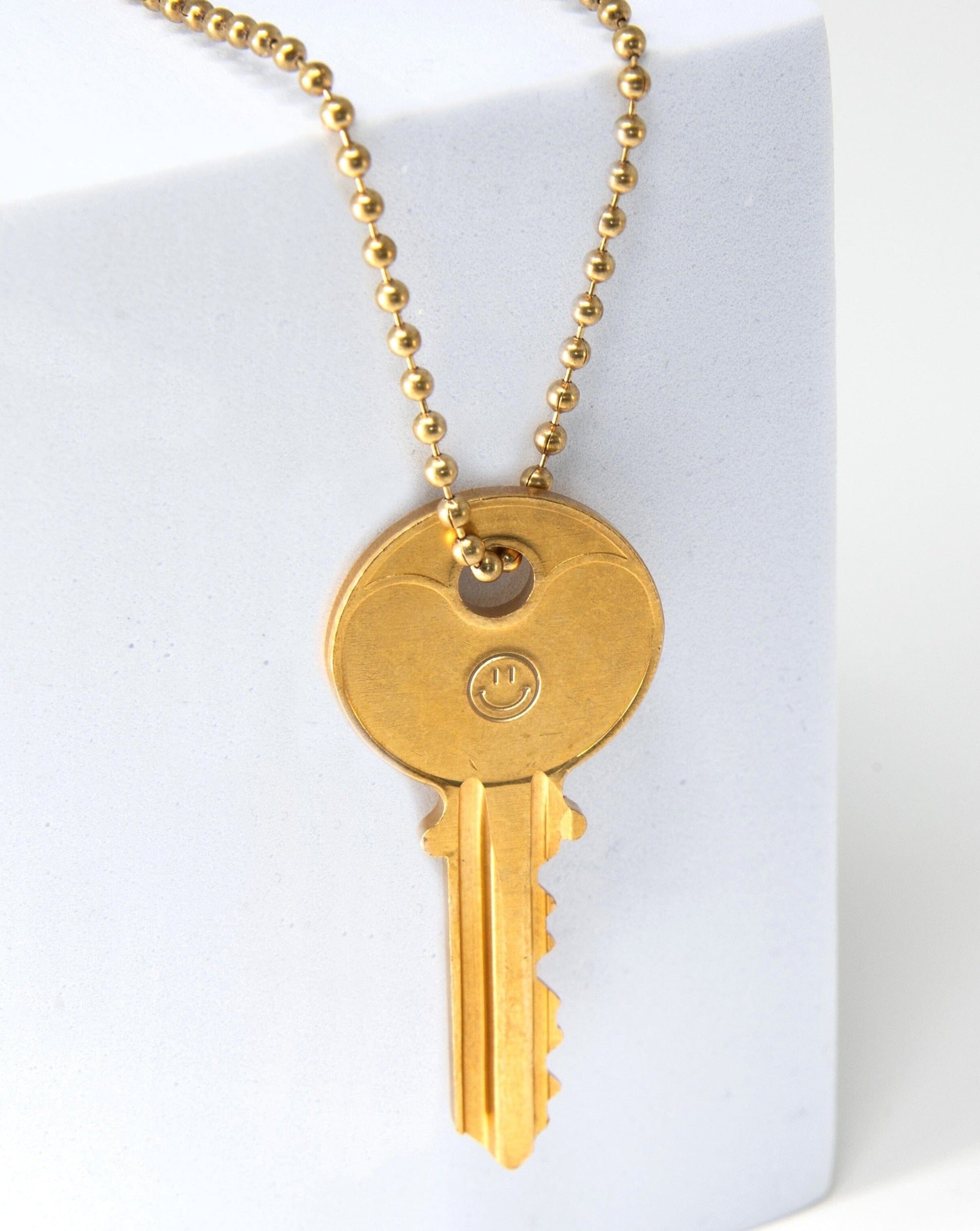 Symbol Classic Ball Chain Key Necklace Necklaces The Giving Keys SMILEY FACE Gold Ball 