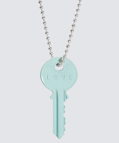 pastel green/love