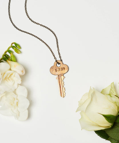 N - Wedding Date Classic Key Necklace Necklaces The Giving Keys 